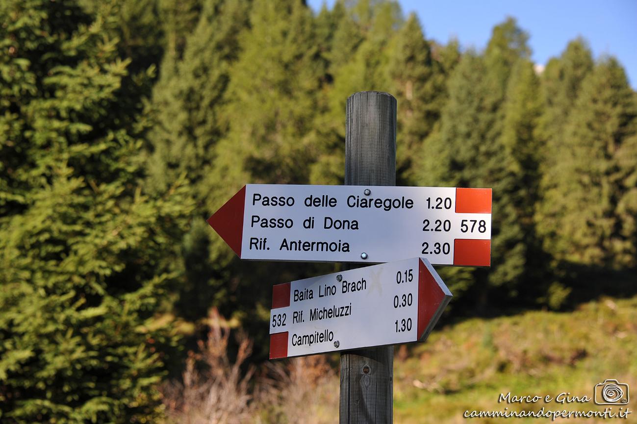 009 Val Duron Lago e Rifugio Antermoia - sentiero 578.JPG